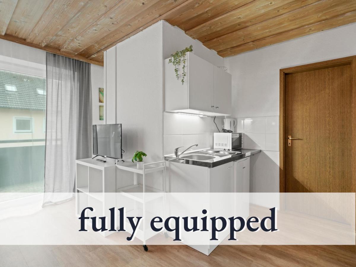 Sehr Gemuetliche Ferienwohnung In Bester Lage Mit Grossem Sonnenbalkon L Innenstadtnaehe L 1 Minute Zum Bahnhof L Kueche L Tv L Free-Wlan L Willkommen Im Hallo!-Apartment 8 Bad Worishofen Exterior photo